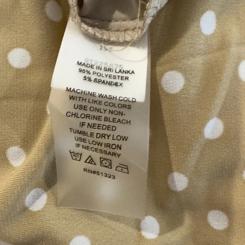 Vince Camuto Polka Dot Ruffle Sleeve Blouse Women's Large Tiered Statement Top - Picture 6 of 7